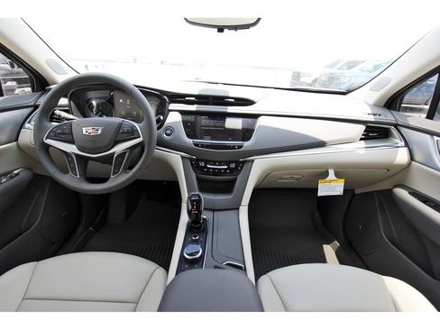 New 2026 Cadillac XT5 Premium Luxury w/ Driver Assist Package FWD image 9