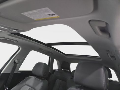 Certified 2023 Audi Q5 2.0T Premium Plus w/ Premium Plus Package image 28