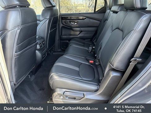 Used 2025 Honda Pilot EX-L image 15