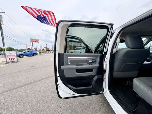 Used 2015 RAM 1500 Big Horn AWD/4WD image 25