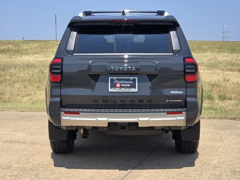 New 2026 Toyota 4Runner Limited AWD/4WD image 8
