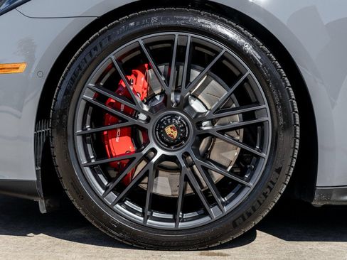 Certified 2026 Porsche Panamera GTS AWD/4WD image 13