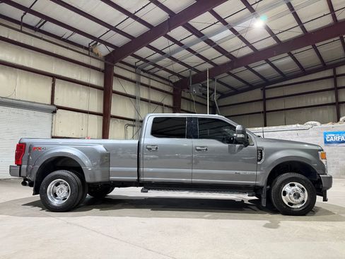 Used 2022 Ford F350 Lariat AWD/4WD image 4