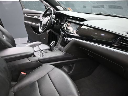 Used 2020 Cadillac XT6 Sport AWD/4WD image 38