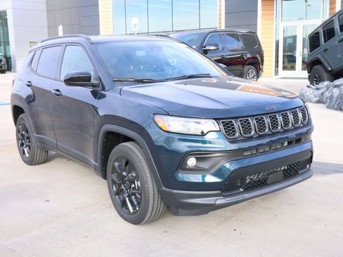 New 2026 Jeep Compass Latitude image 1
