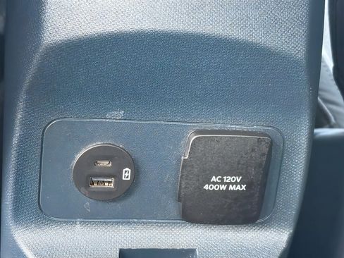 Used 2024 Ford Maverick XLT w/ XLT Luxury Package FWD image 12