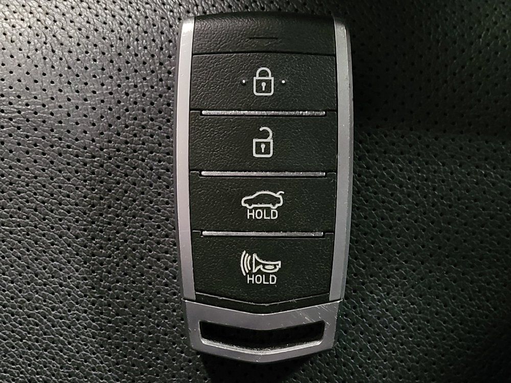 Used 2018 Genesis G80 3.8 RWD image 32