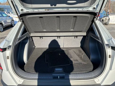Used 2024 Hyundai Kona SEL image 11