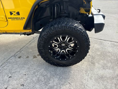 Used 2008 Jeep Wrangler Unlimited X image 18