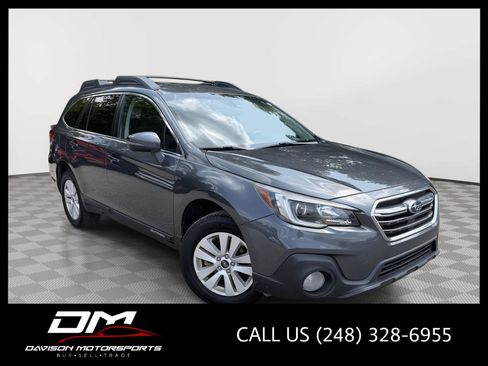 Used 2018 Subaru Outback 2.5i Premium AWD/4WD image 1