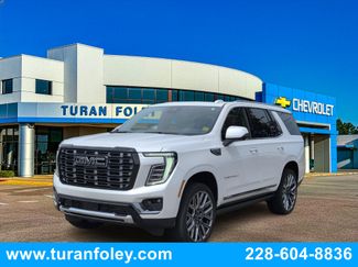 Used 2025 GMC Yukon Denali Ultimate w/ LPO, Floor Liner Package AWD/4WD video 1