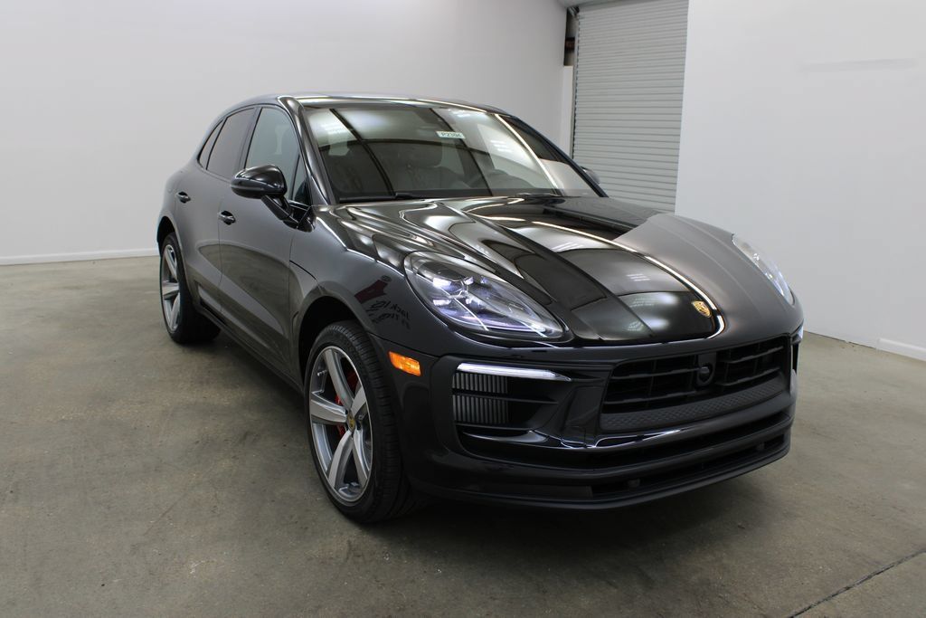 Used 2025 Porsche Macan S AWD/4WD image 9