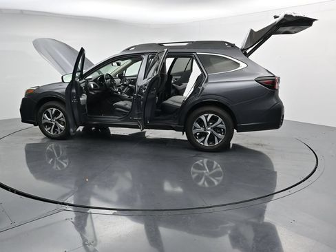 Used 2021 Subaru Outback Limited XT AWD/4WD image 28