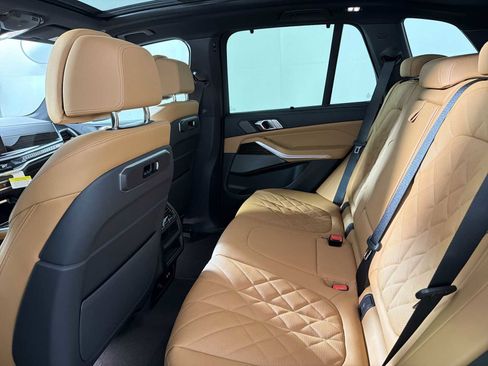 New 2026 BMW X5 xDrive40i w/ M Sport Package image 19