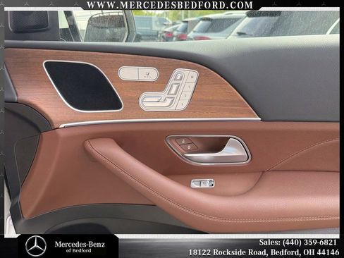 Used 2024 Mercedes-Benz GLE 350 4MATIC image 30