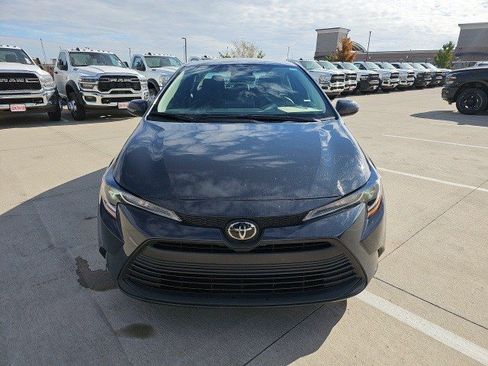Used 2024 Toyota Corolla LE image 9