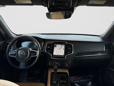 Used 2018 Volvo XC90 T6 Momentum w/ Convenience Package AWD/4WD image 24