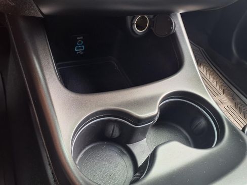 Used 2019 Dodge Journey SE w/ Connectivity Group FWD image 24
