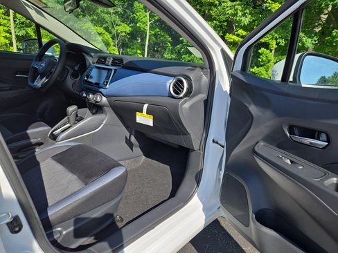 New 2025 Nissan Versa SV w/ Trunk Package image 13