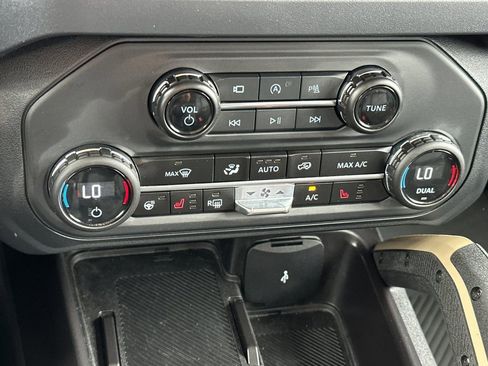 Certified 2025 Ford Bronco Badlands image 20