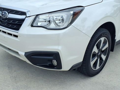 Used 2018 Subaru Forester 2.5i w/ Protection Package #1 AWD/4WD image 17