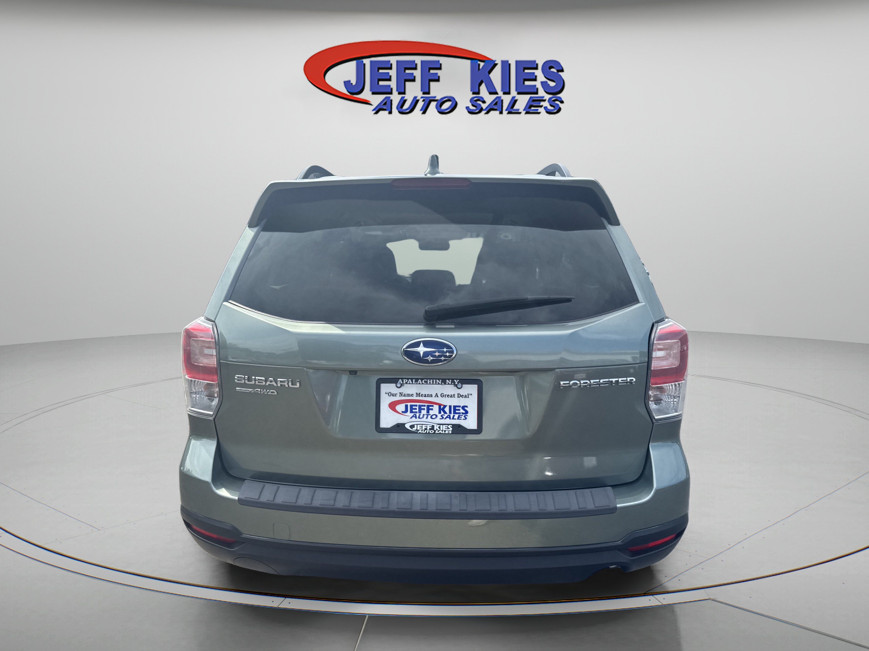 Used 2018 Subaru Forester 2.5i Premium AWD/4WD image 6