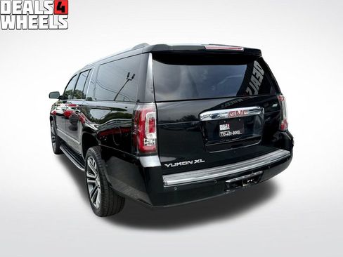 Used 2017 GMC Yukon XL Denali w/ Open Road Package AWD/4WD image 11