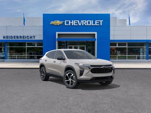New 2026 Chevrolet Trax RS w/ Sunroof Package FWD image 1
