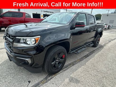 Used 2022 Chevrolet Colorado LT w/ Redline Special Edition AWD/4WD image 3