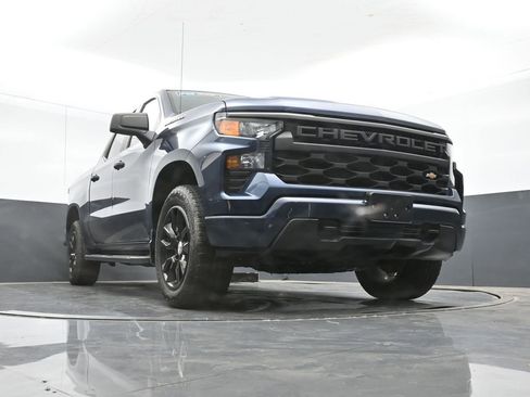 Used 2022 Chevrolet Silverado 1500 Custom image 38