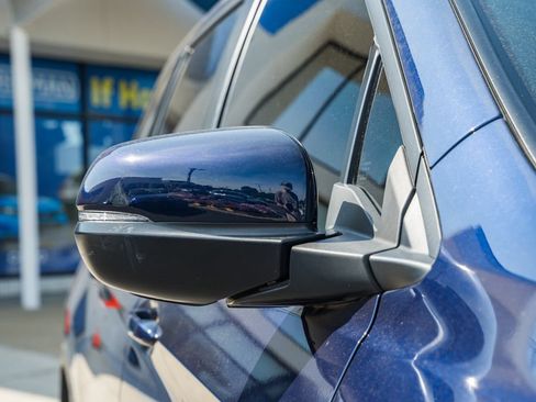 Used 2023 Honda Passport EX-L image 16