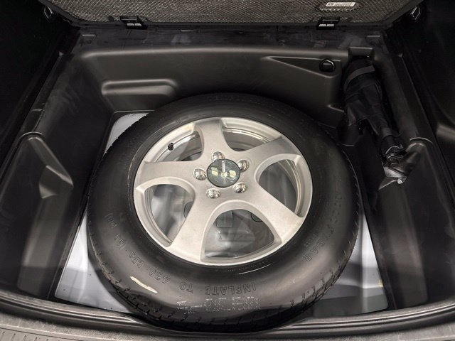 Used 2024 Jeep Grand Cherokee Limited w/ Luxury Tech Group II AWD/4WD image 41