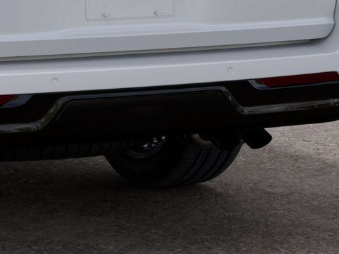 New 2027 Lincoln Navigator Premiere AWD/4WD image 24