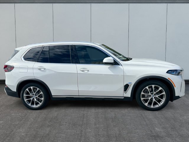 Certified 2026 BMW X5 xDrive50e AWD/4WD image 6