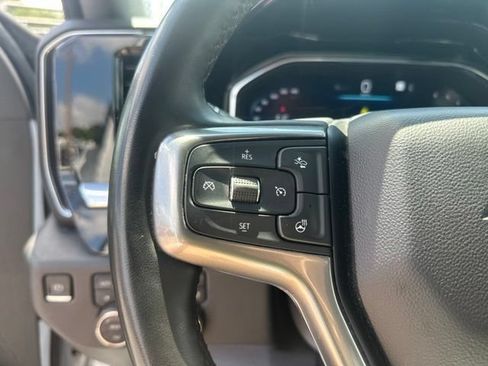 Used 2023 Chevrolet Silverado 1500 LT Trail Boss w/ LPO, Dark Essentials Package AWD/4WD image 19