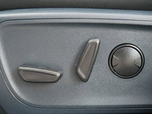 Used 2025 Ford Maverick XLT w/ XLT Luxury Package image 13