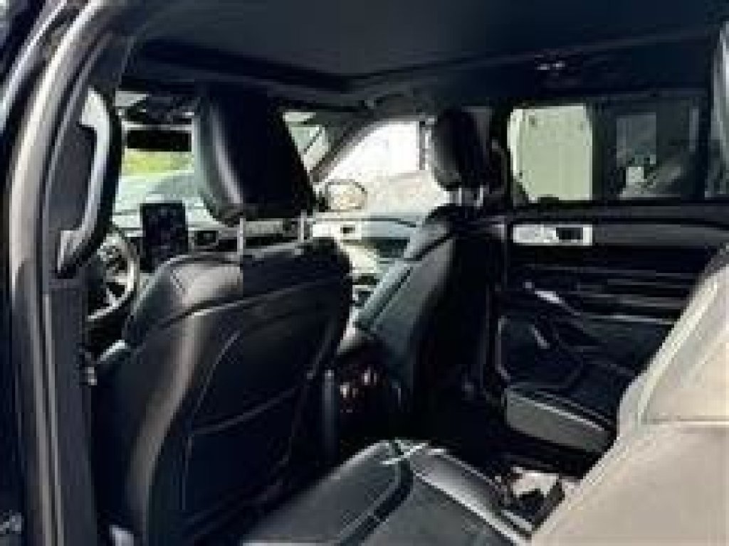 Used 2020 Ford Explorer ST w/ ST Street Pack AWD/4WD image 17