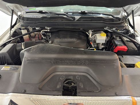 Used 2022 RAM 2500 Tradesman AWD/4WD image 34
