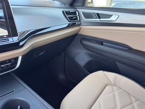 New 2026 Volkswagen Atlas Cross Sport SE image 20