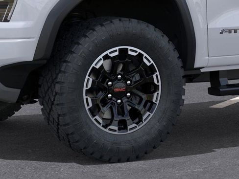 New 2026 GMC Canyon AT4 image 10