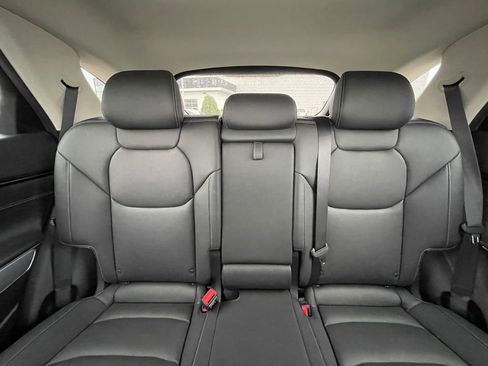 Used 2023 Genesis GV70 2.5T w/ Select Package image 30