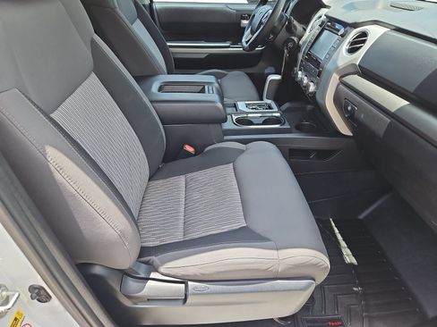 Used 2016 Toyota Tundra SR5 w/ SR5 Upgrade Package AWD/4WD image 15