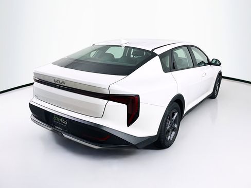 Used 2025 Kia K4 LXS image 9