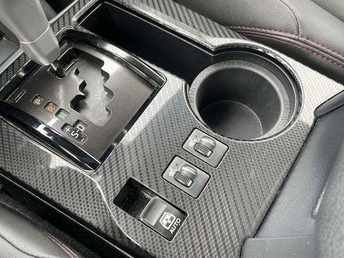 Used 2024 Toyota 4Runner TRD Off-Road Premium image 29