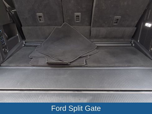 Used 2025 Ford Expedition Active AWD/4WD image 32