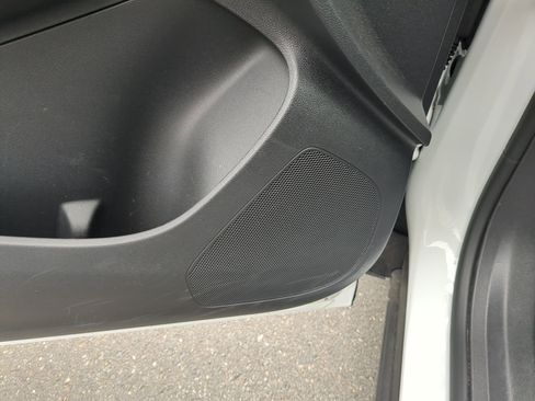 New 2026 Buick Envista Preferred w/ Advanced Safety Package FWD image 21