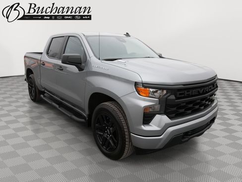 Used 2026 Chevrolet Silverado 1500 Custom image 1