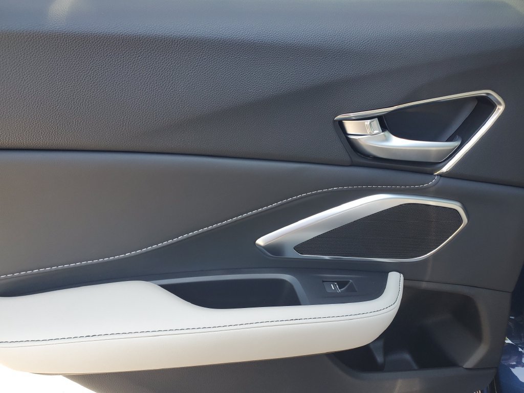 New 2026 Acura RDX SH-AWD image 8