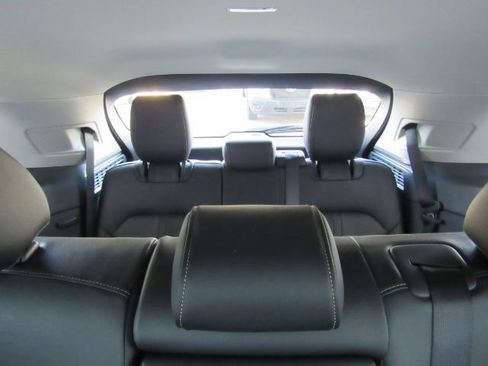 Used 2024 MAZDA CX-90 3.3 Turbo w/ Preferred Package image 35