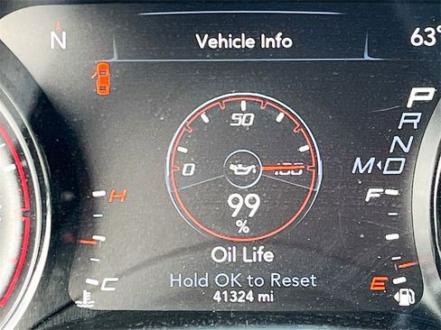 Used 2022 Dodge Charger R/T w/ Blacktop Package image 12